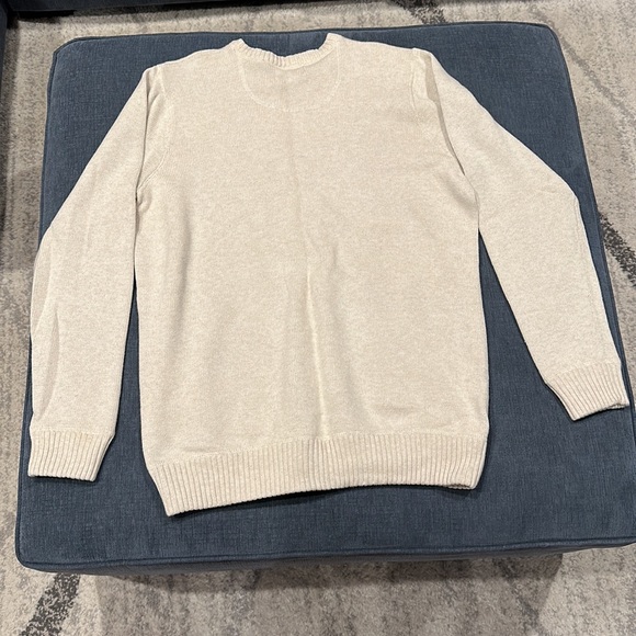 Cream Eddie Bauer sweater - Picture 3 of 3